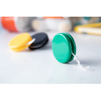 Yo-yo din plastic.